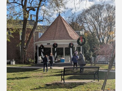 Lewiston shines on Saturday