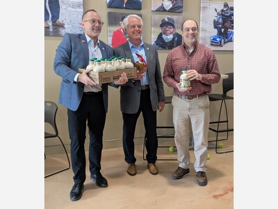 Ontario Mayor pays up