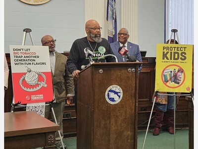 Lawmakers take tobacco stand