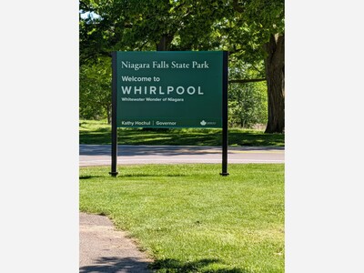 5,000 people mob Whirlpool