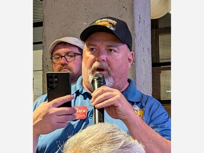 Union Leader fights back